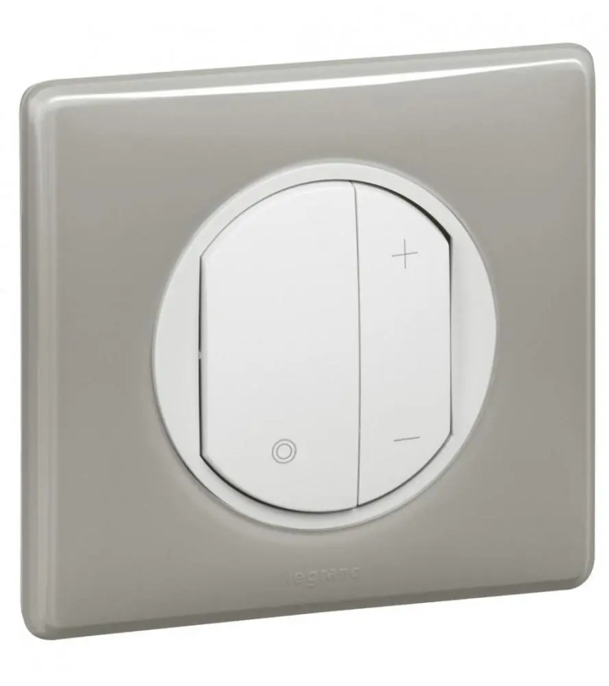 ramka-legrand-066601